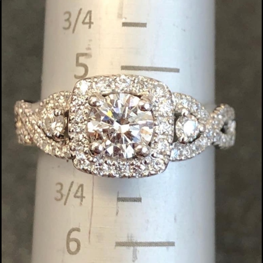 Helzberg Diamonds 1.16ct Platinum Halo Wedding Set